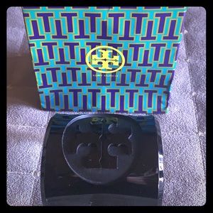 Tory Burch logo black resin cuff